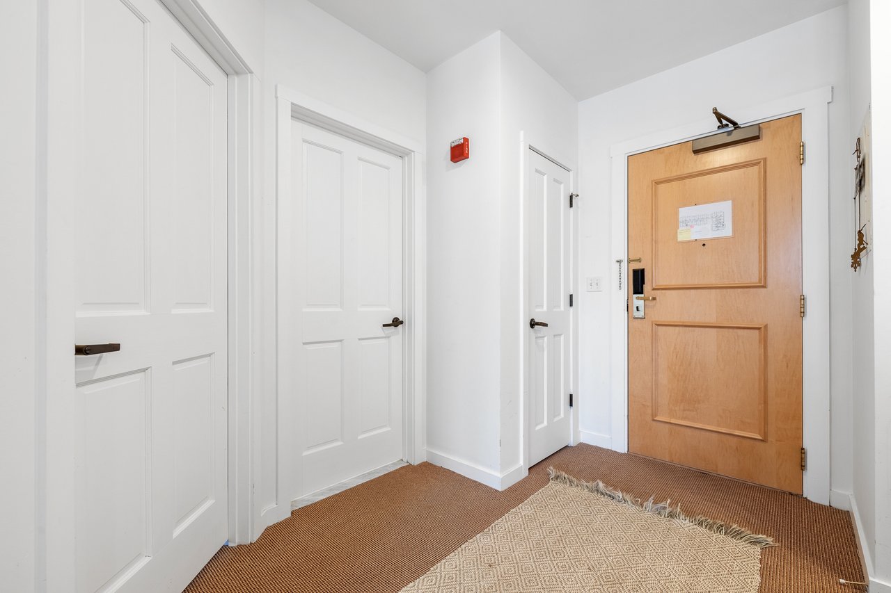 Convenient Long Trail House