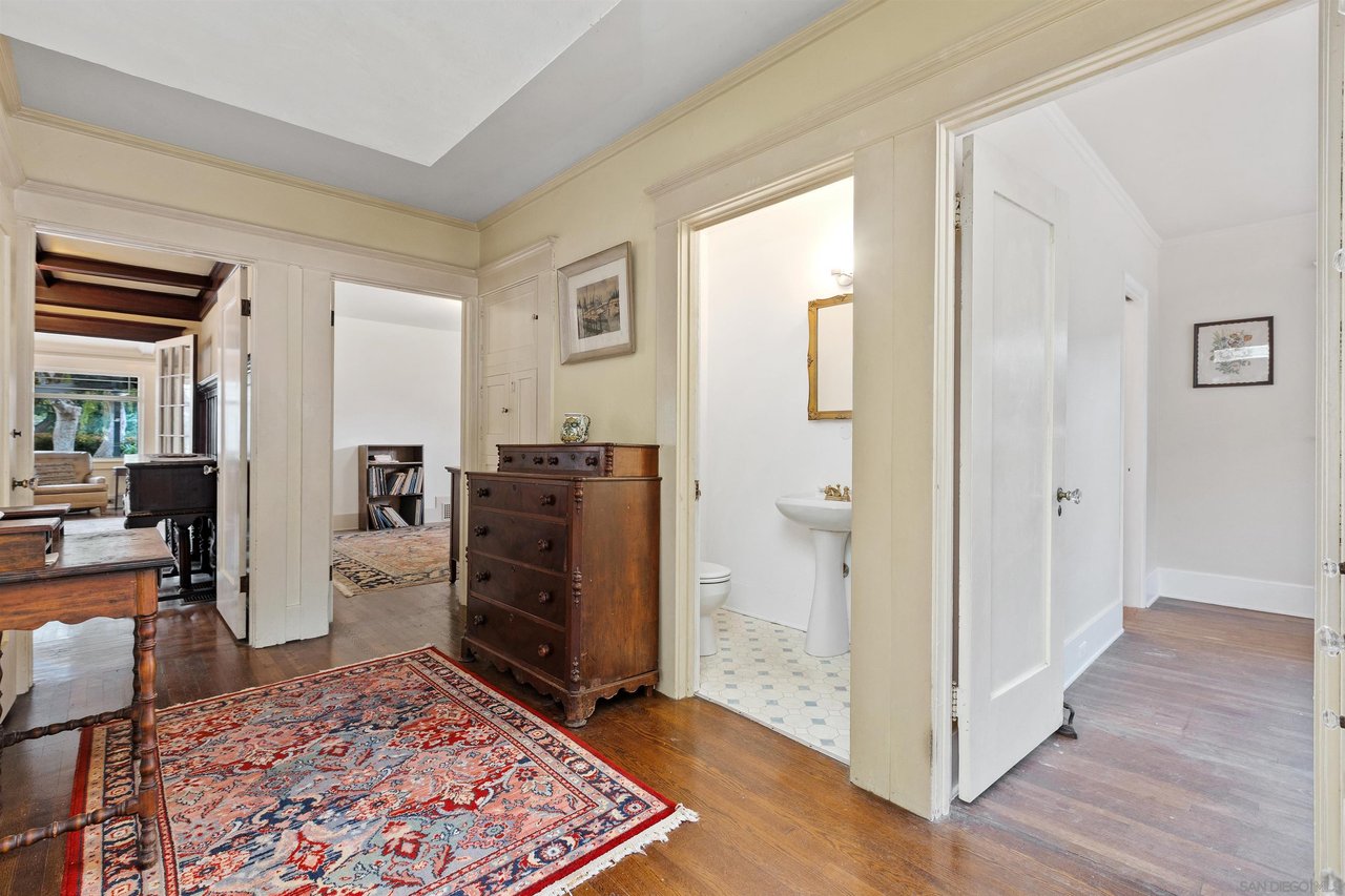 1884 Lyndon Rd San Diego, CA 