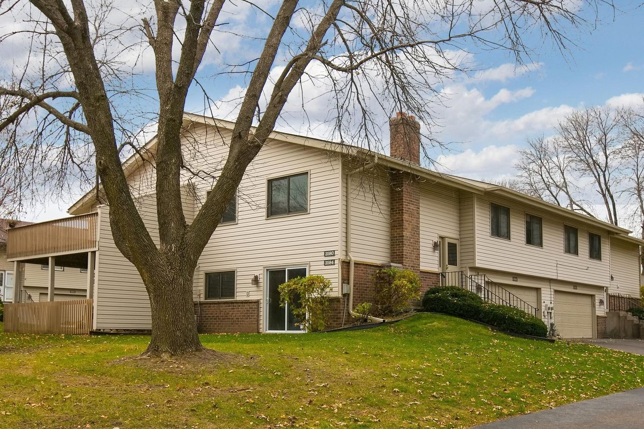 3584 York Dr