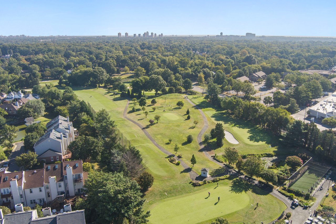 Best of Alexandria Living – 6540 River Tweed Lane