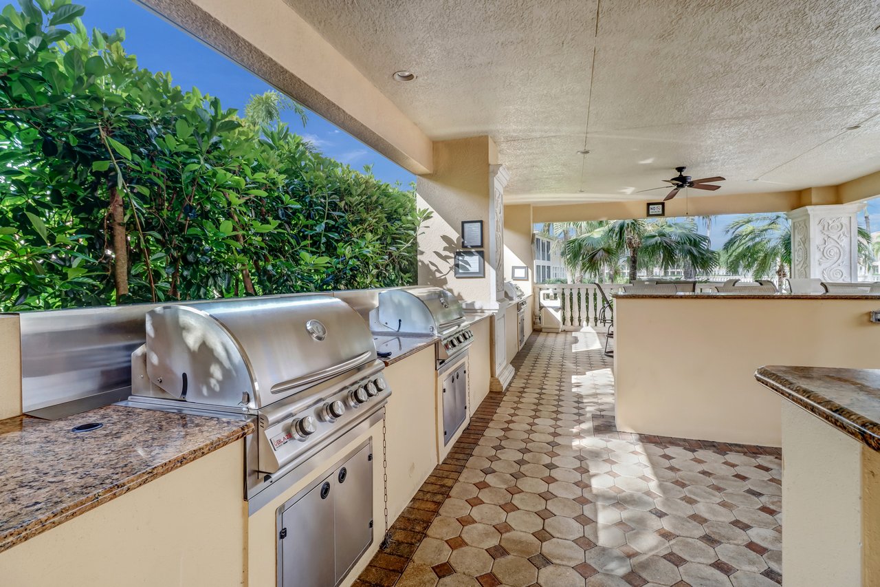 562 Avellino Isles CIR # 201