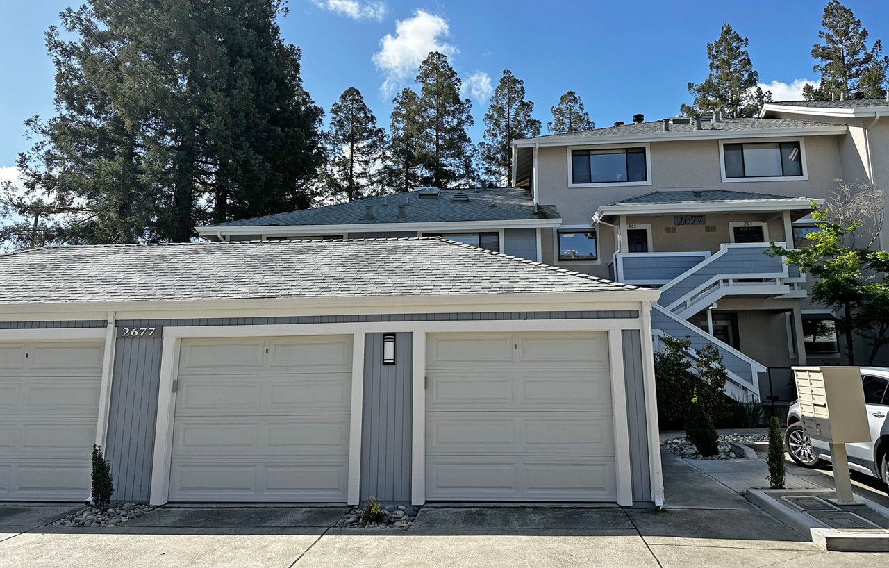 2677 Oak Rd. #202, Walnut Creek