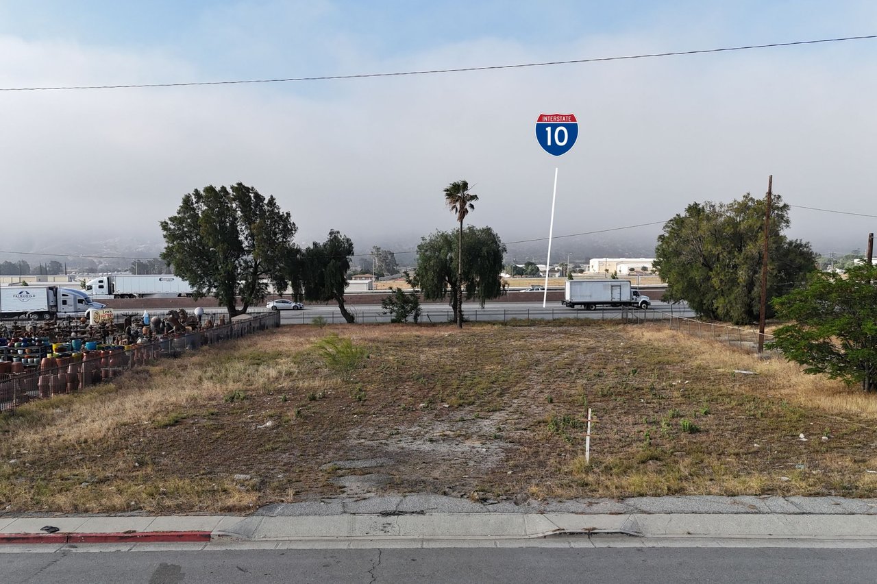 East Ramsey Street, Banning, CA 92220