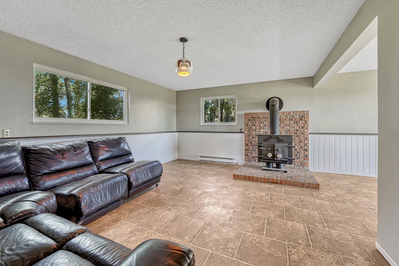 12895 Green Meadow Drive