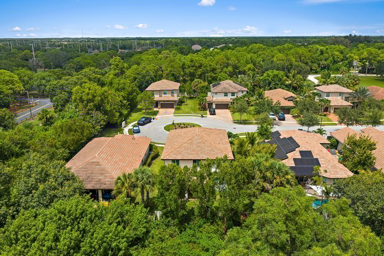7162 Limestone Cay Road