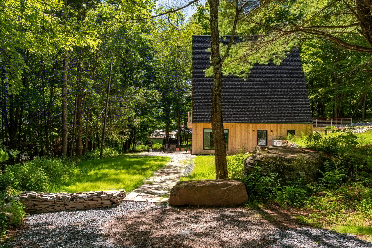 9 Mountain Lane