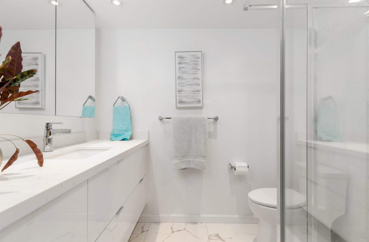 6055 Nelson Ave, #2102