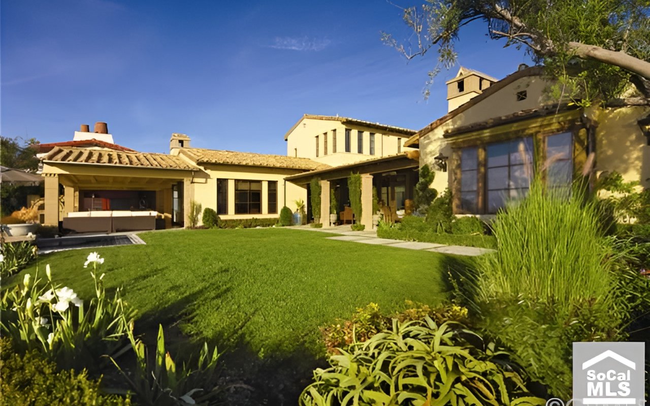 Crystal Cove Home In Sea Crest by Bob White of Forest Studio