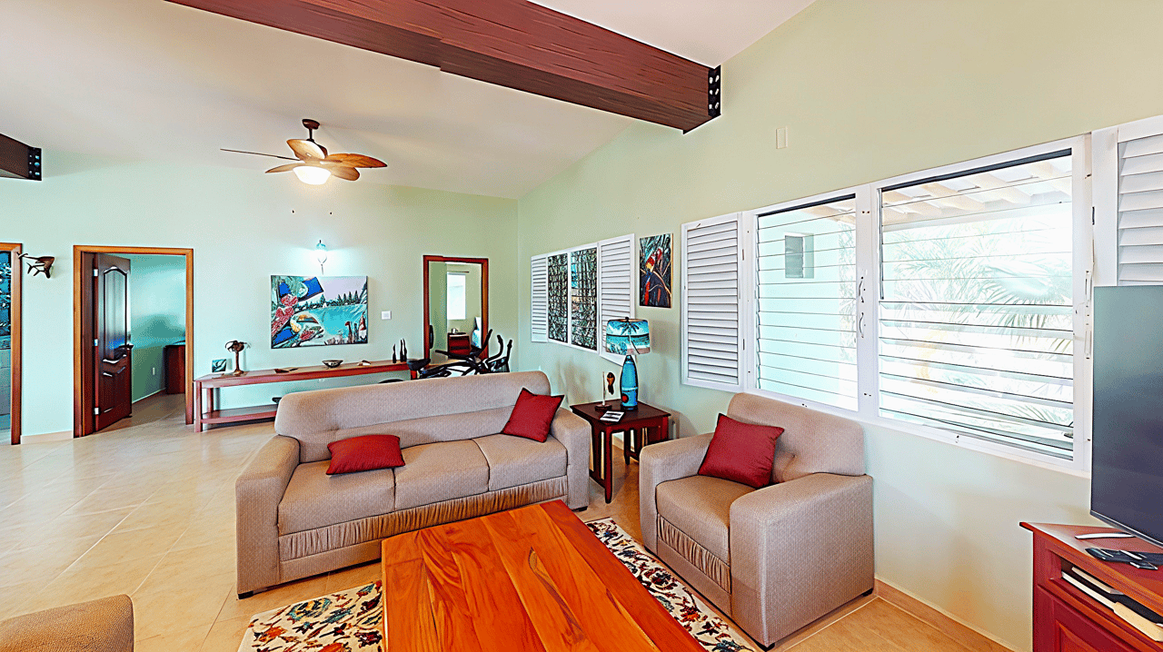 Waterview Villa steps away from 9 hole golf course and the Caribbean Sea