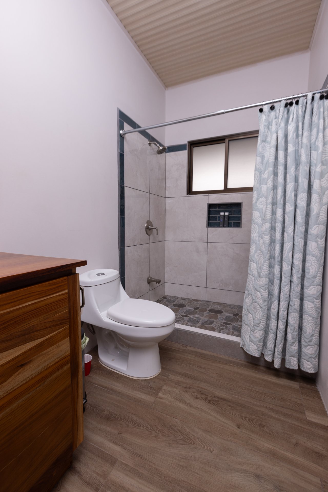 Turnkey Modern Home Near Quepos Marina – Move-In Ready! 2BDR&2BATHS