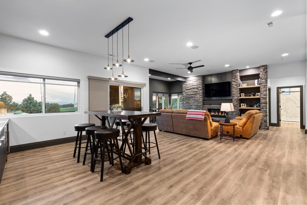 10689 Shadow Pines Road