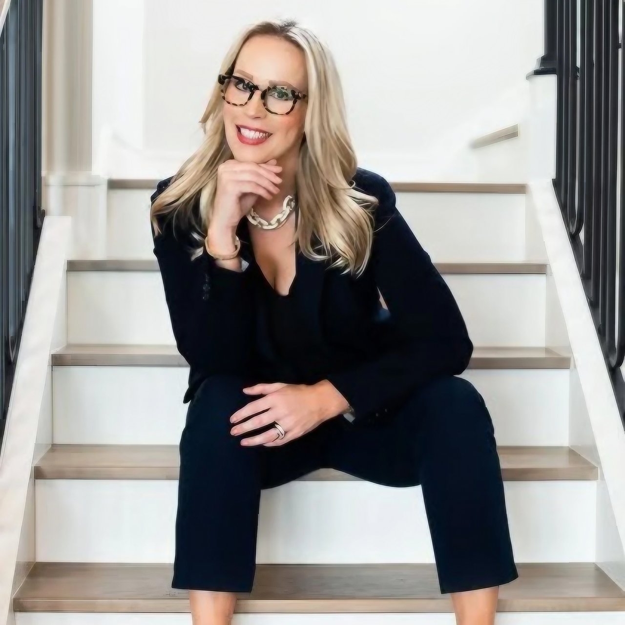 Leslie Heimer	Orlando, FL Real Estate Agent Headshot