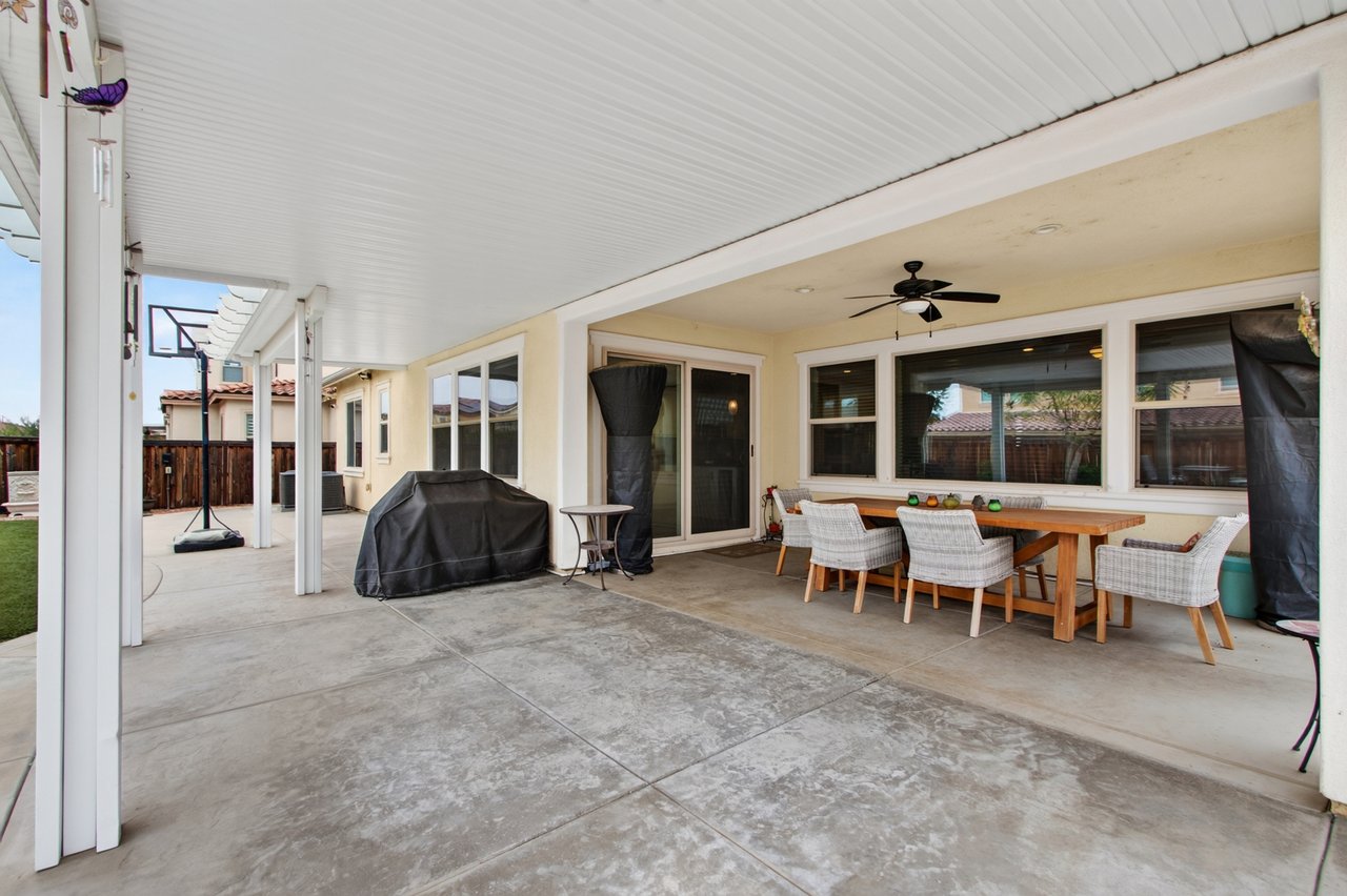 27867 Huron Ct