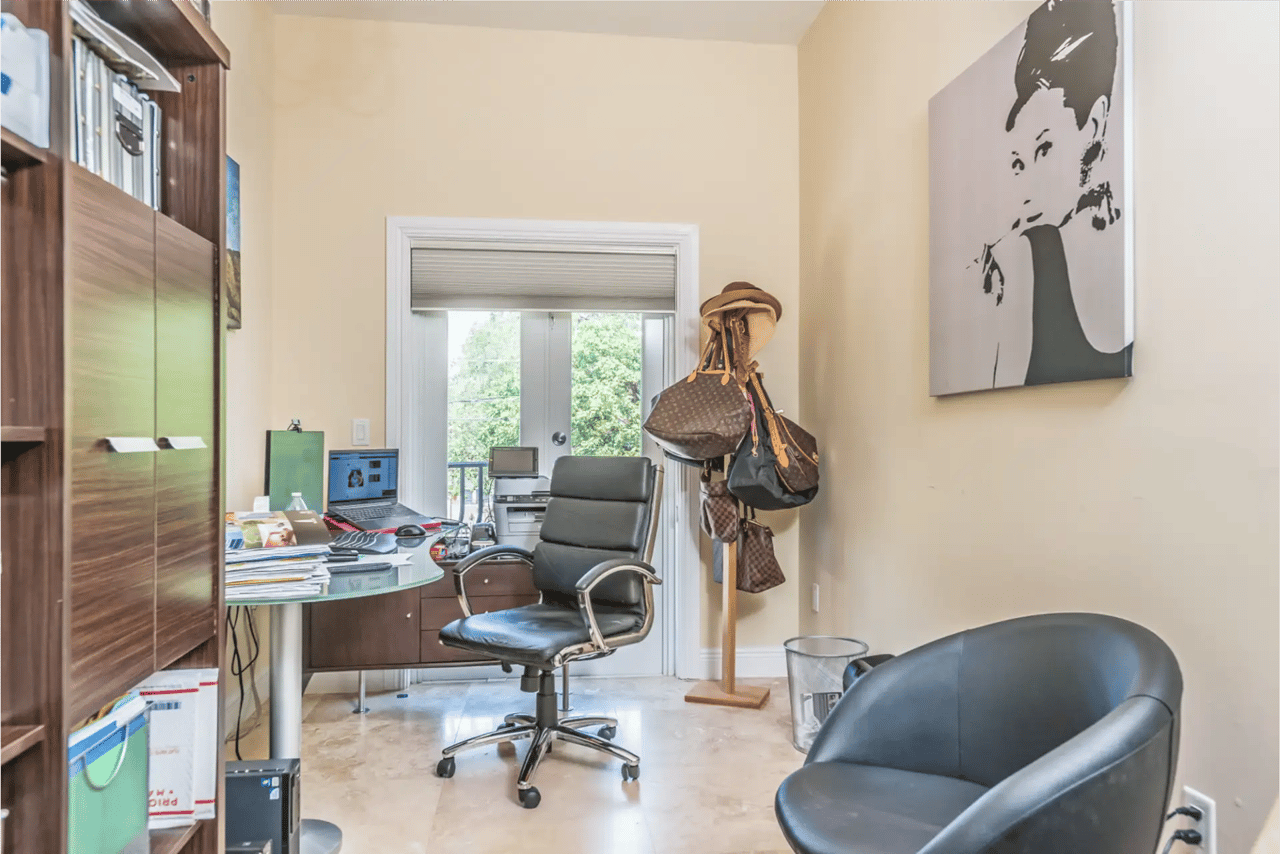 3065 Allamanda Street