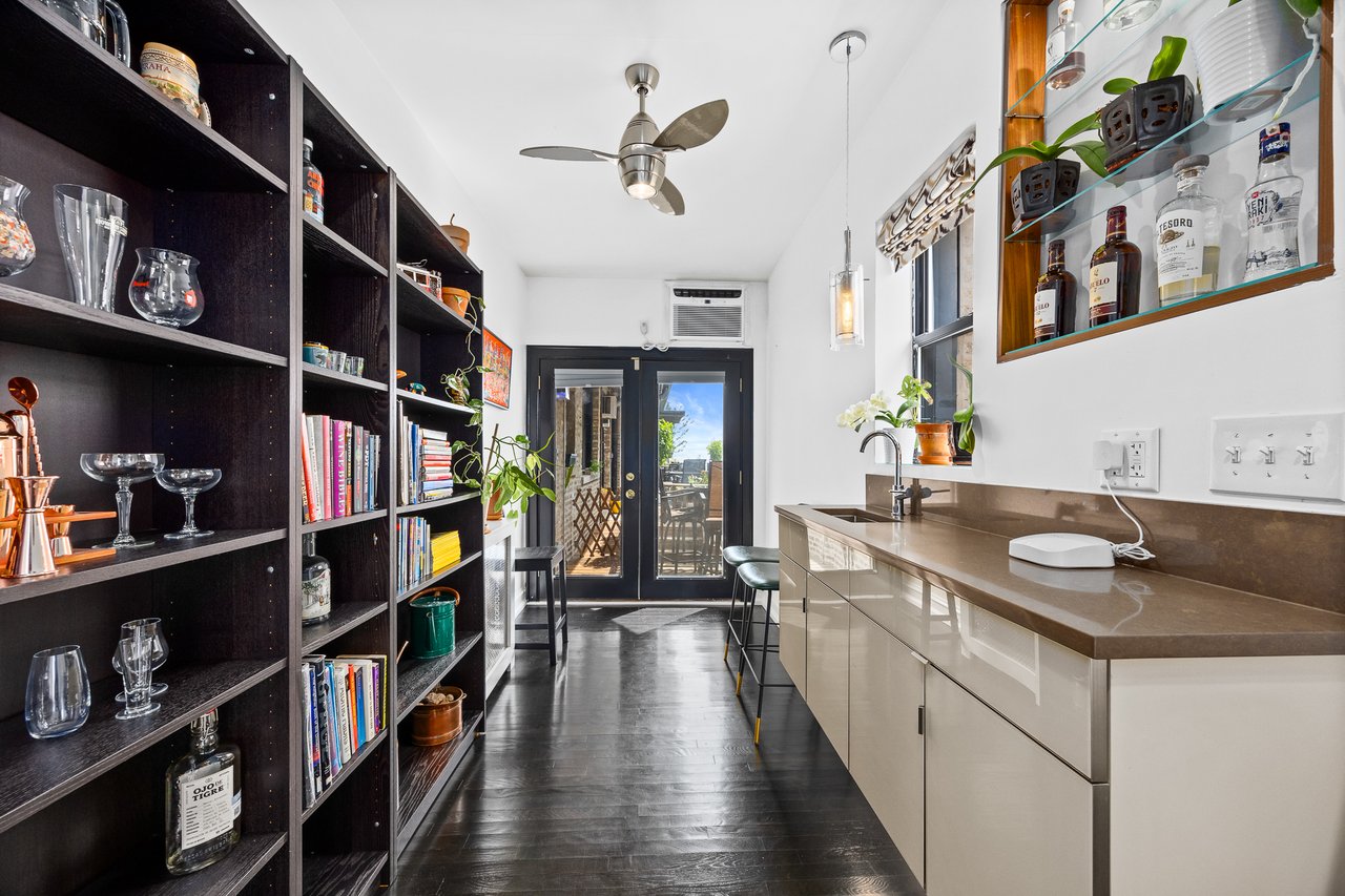 7631 N Eastlake Terrace Unit: 2A-3A