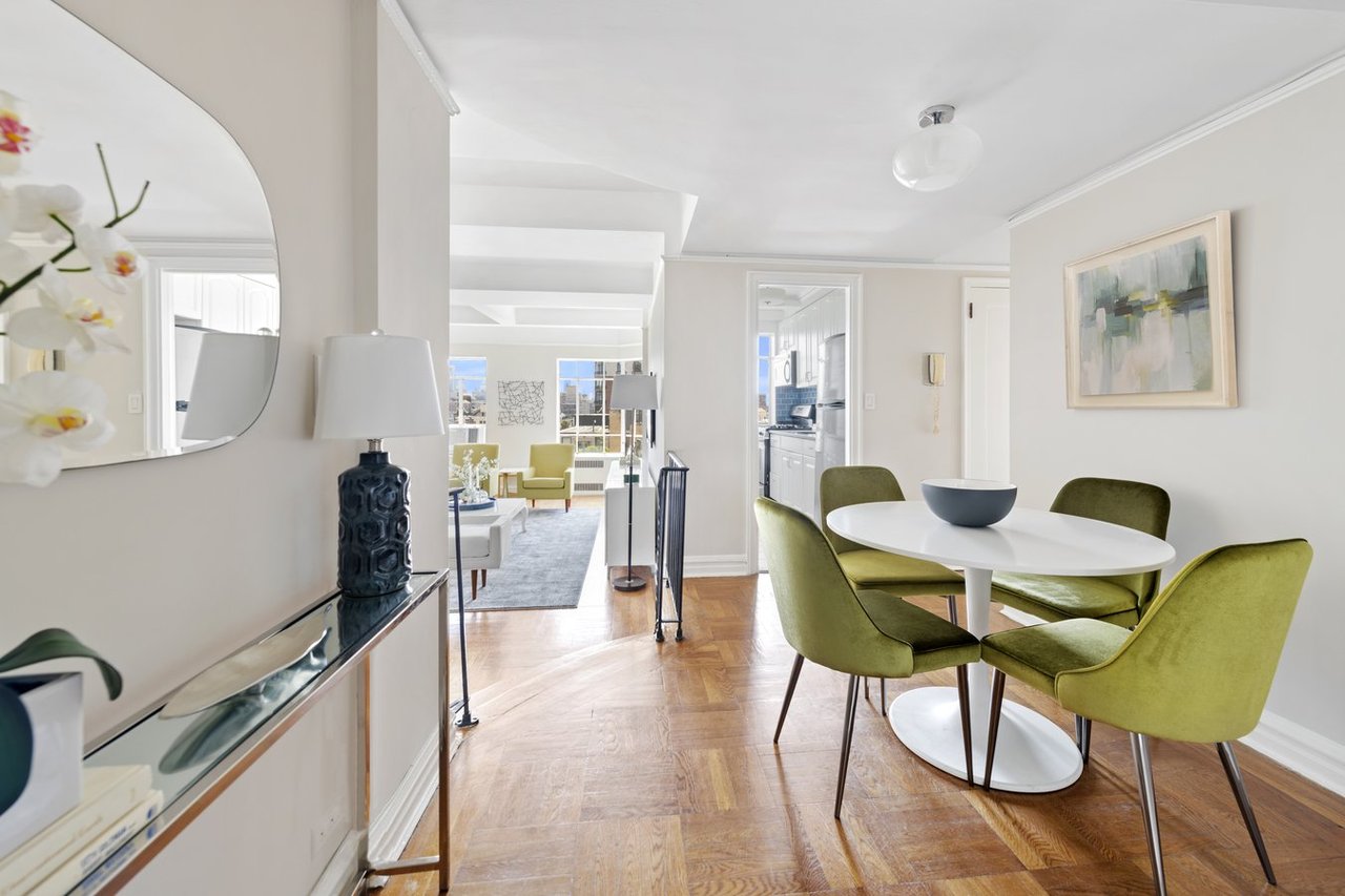 565 West End Avenue 19B