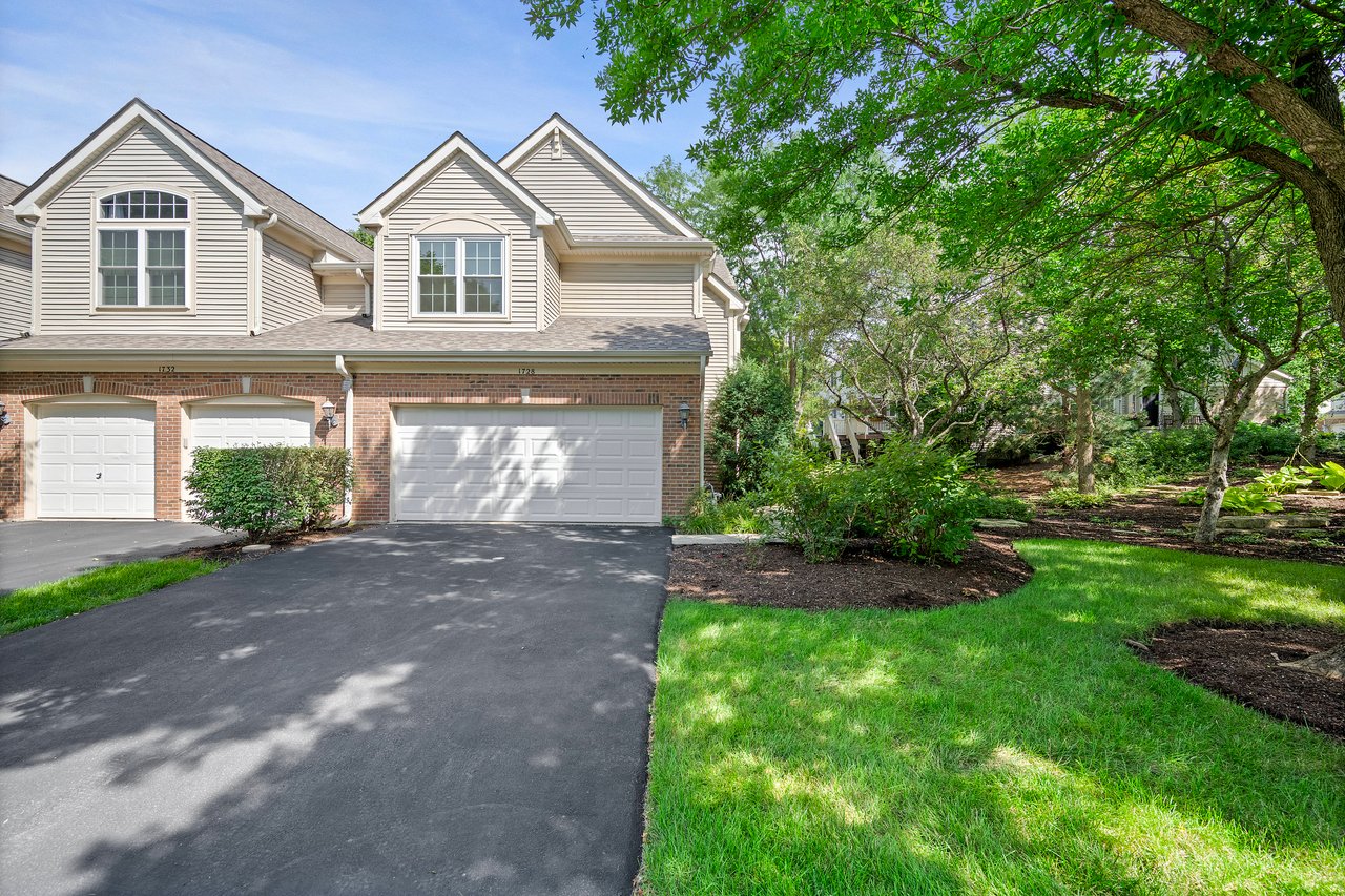 1728 Brookwood Rd, Lisle