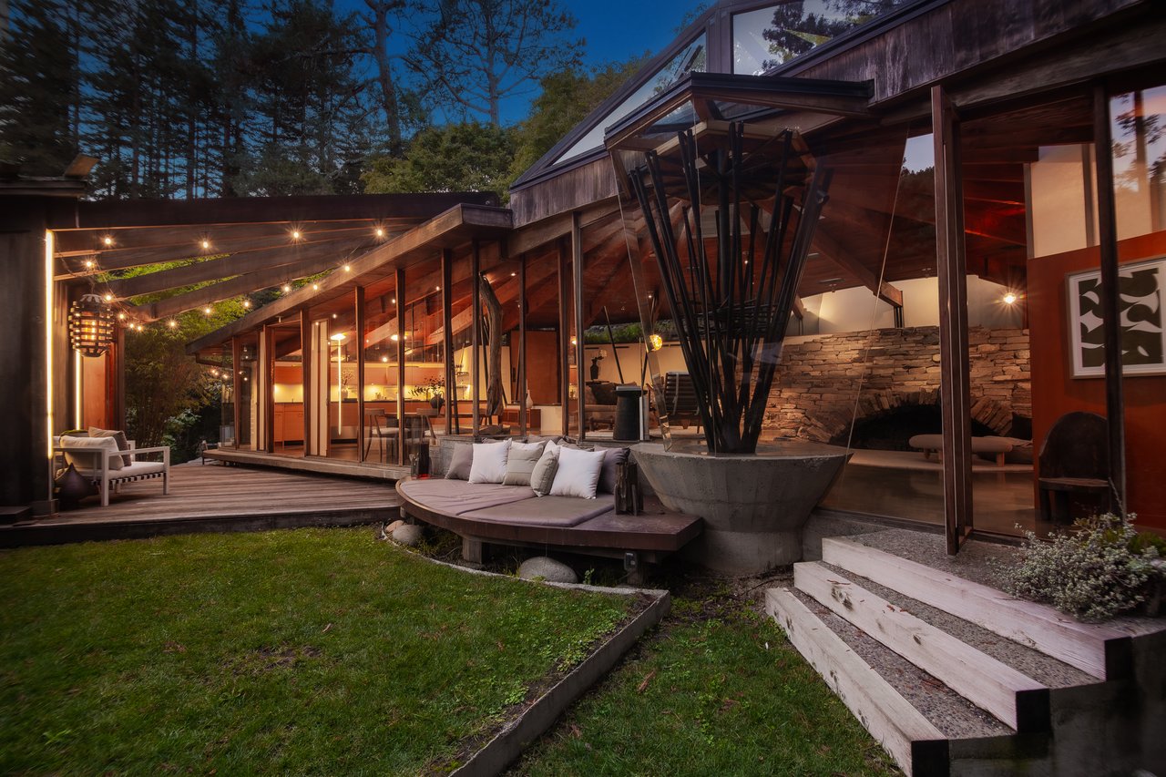 The Radius House