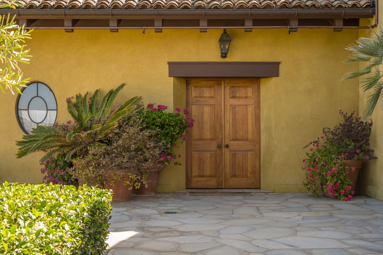 Oakville Vineyard Estate