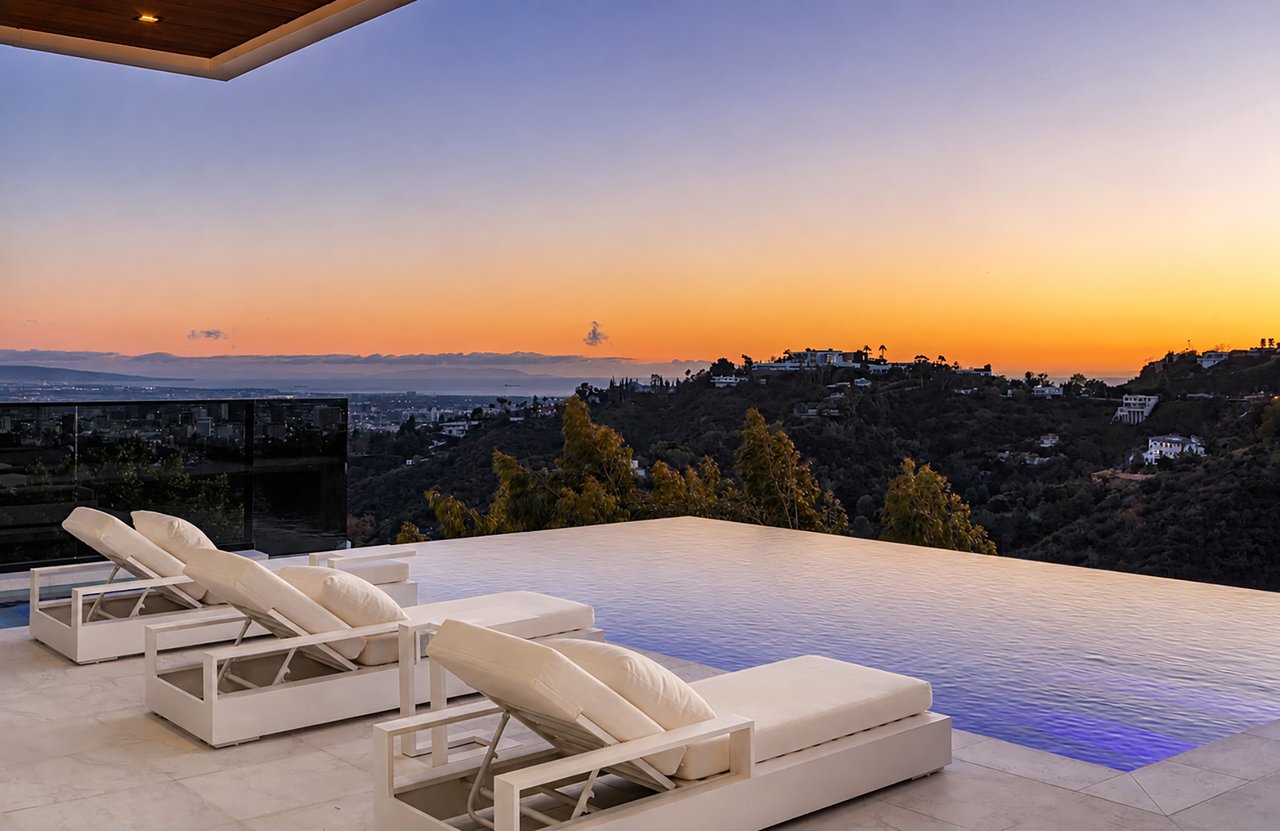 1475 Bel Air Road