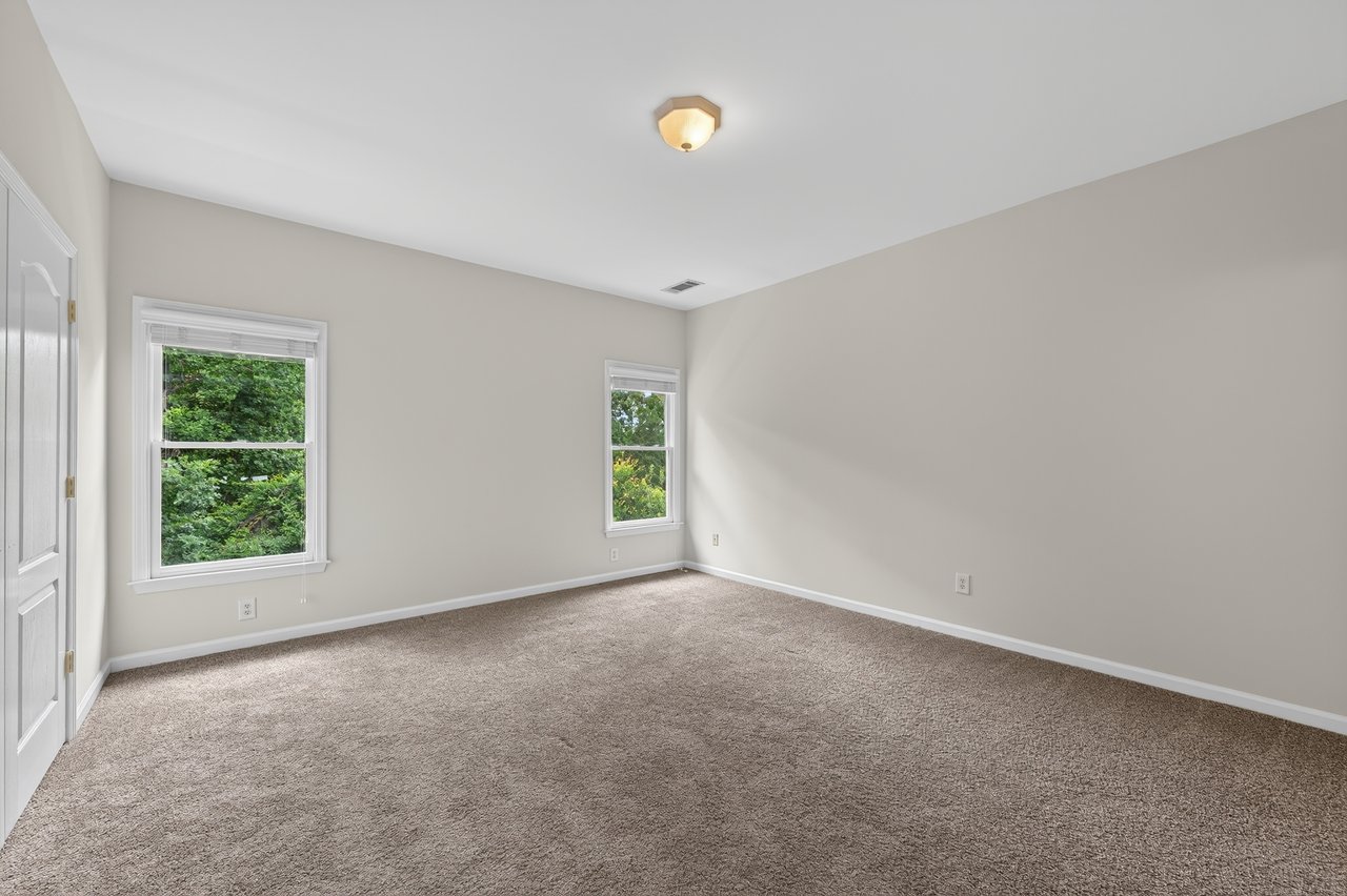60 Gladwyne Ridge Drive