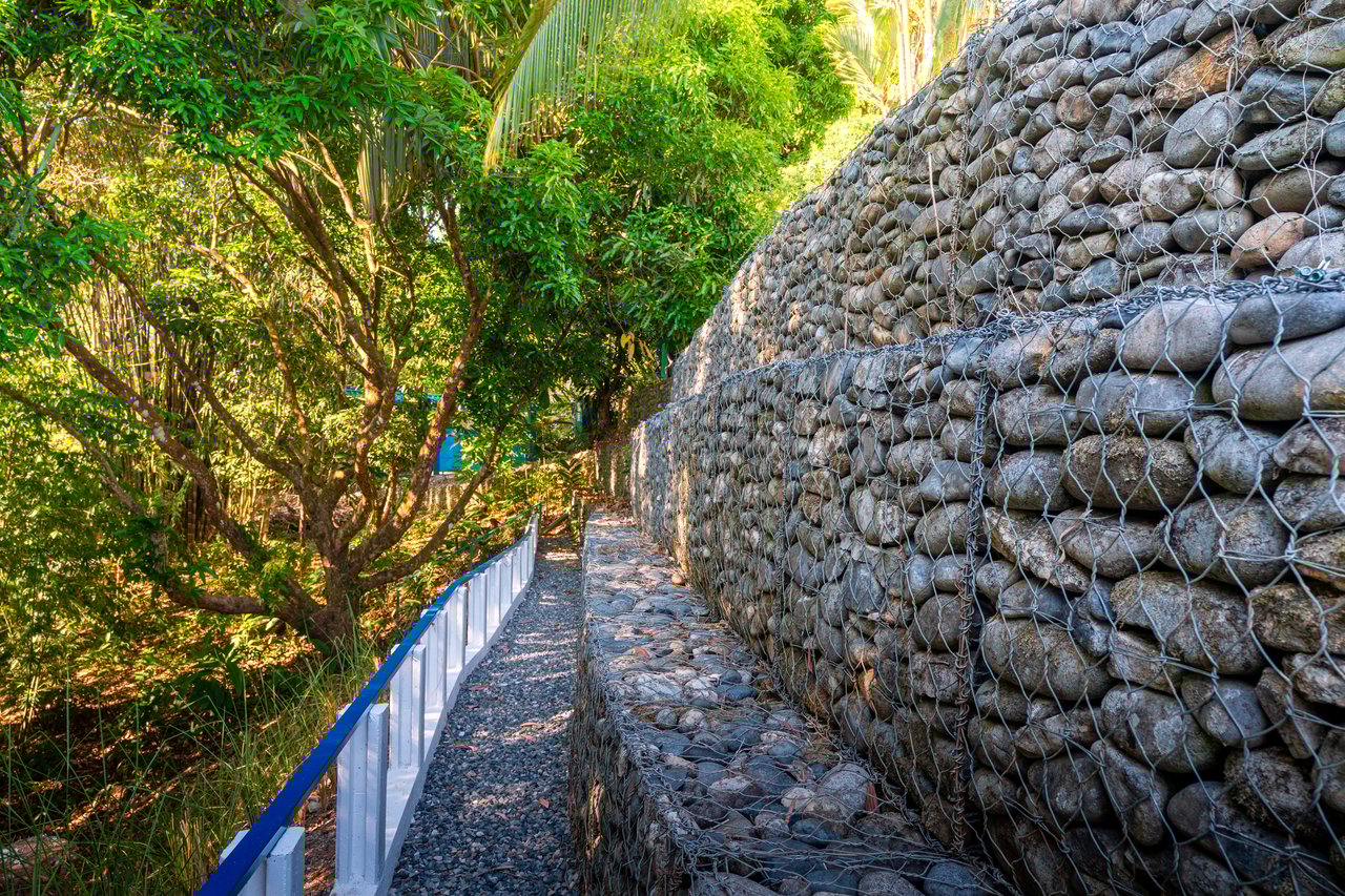 Casa Vista Harmonia, Legendary Ocean Views and Sustainable Living!