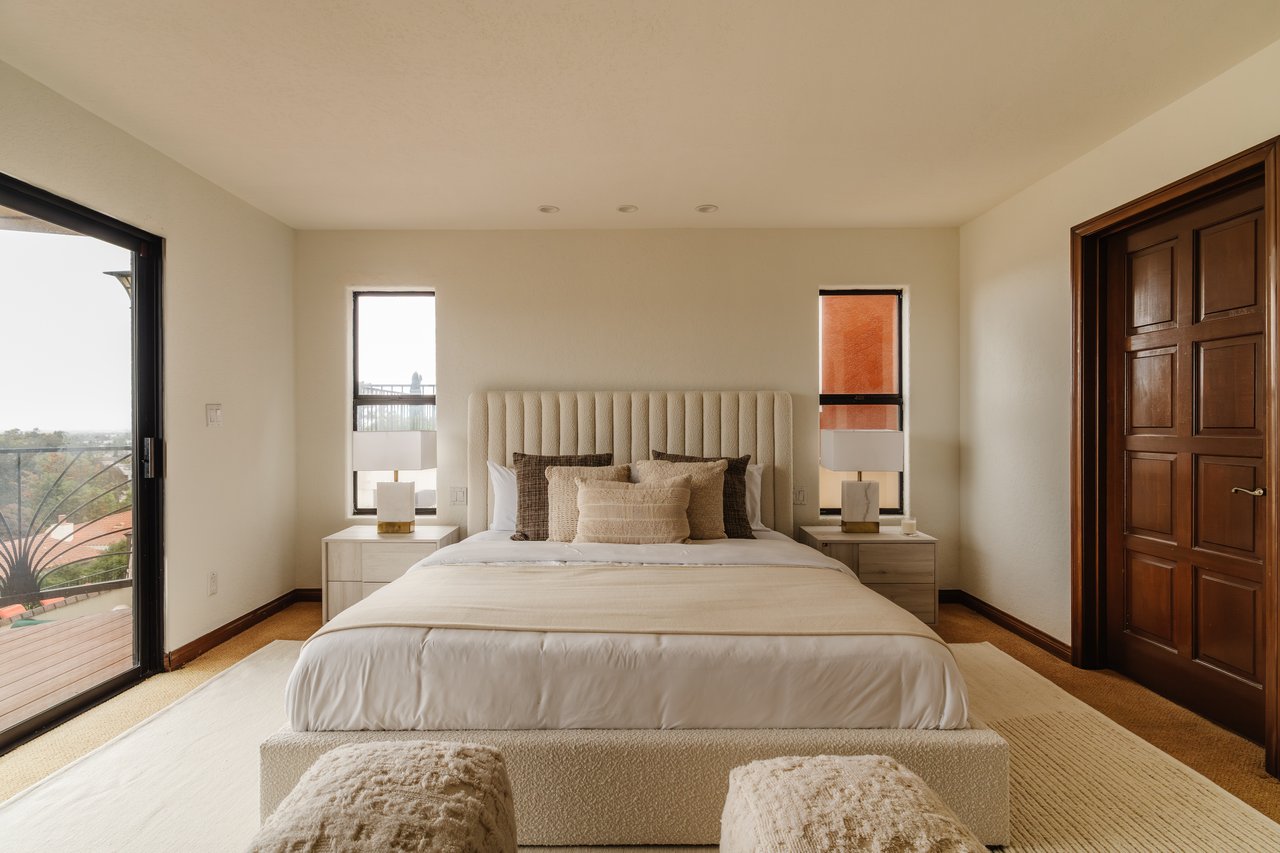 3837 Paseo De Las Tortugas, Hollywood Riviera