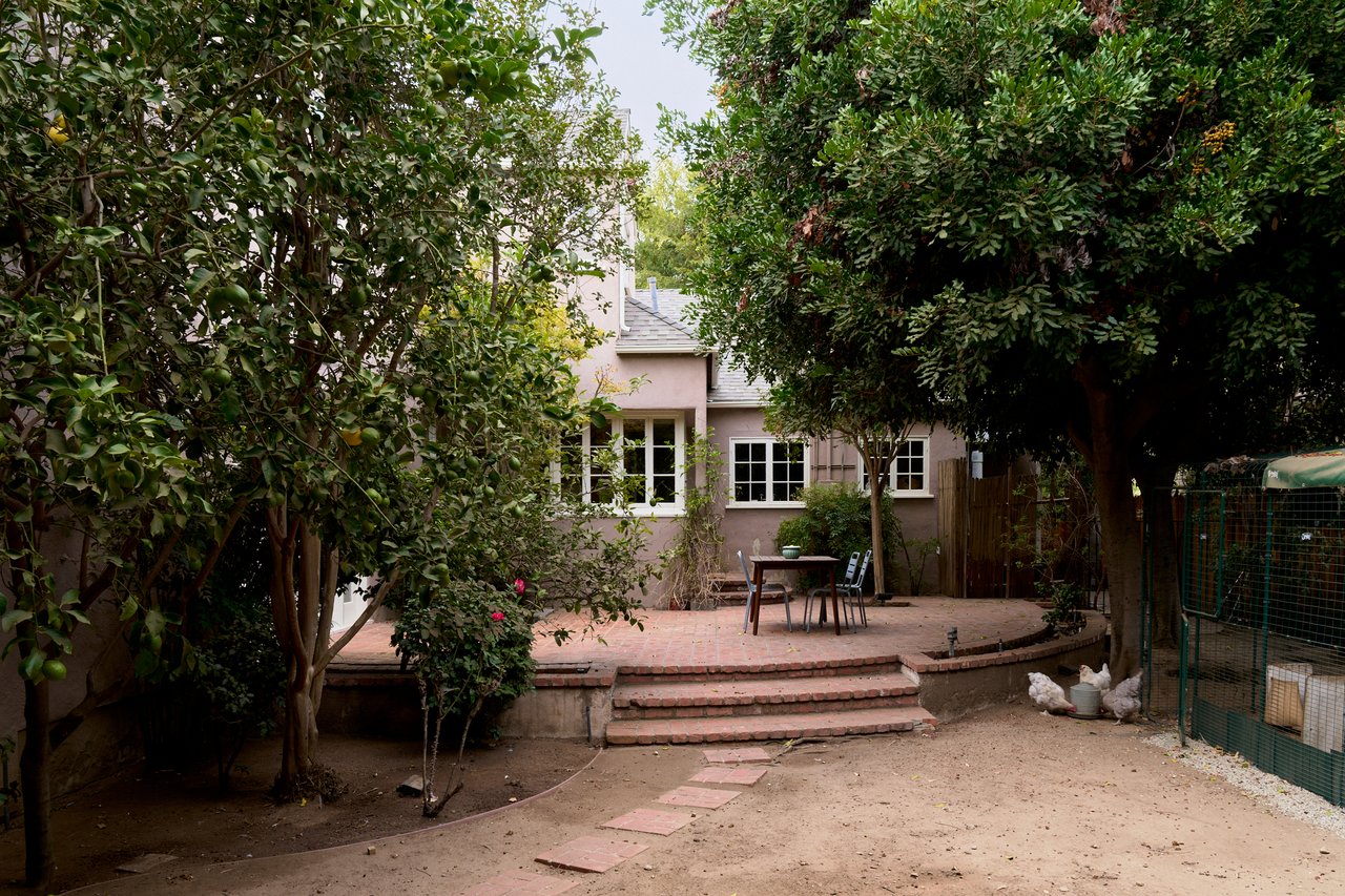 1990 Rose Villa St in Pasadena