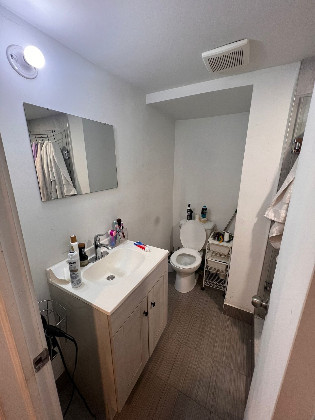 316 Queen St E Unit: 314