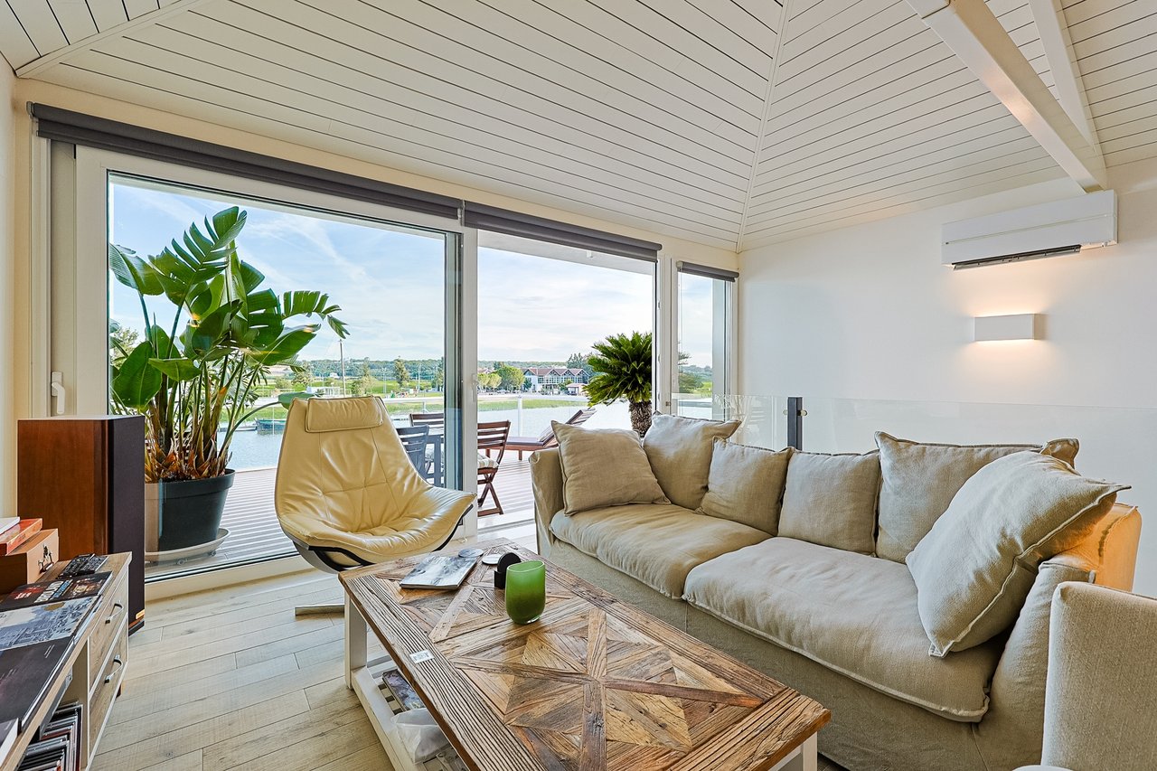Elevated Riverside Living Minutes from Comporta