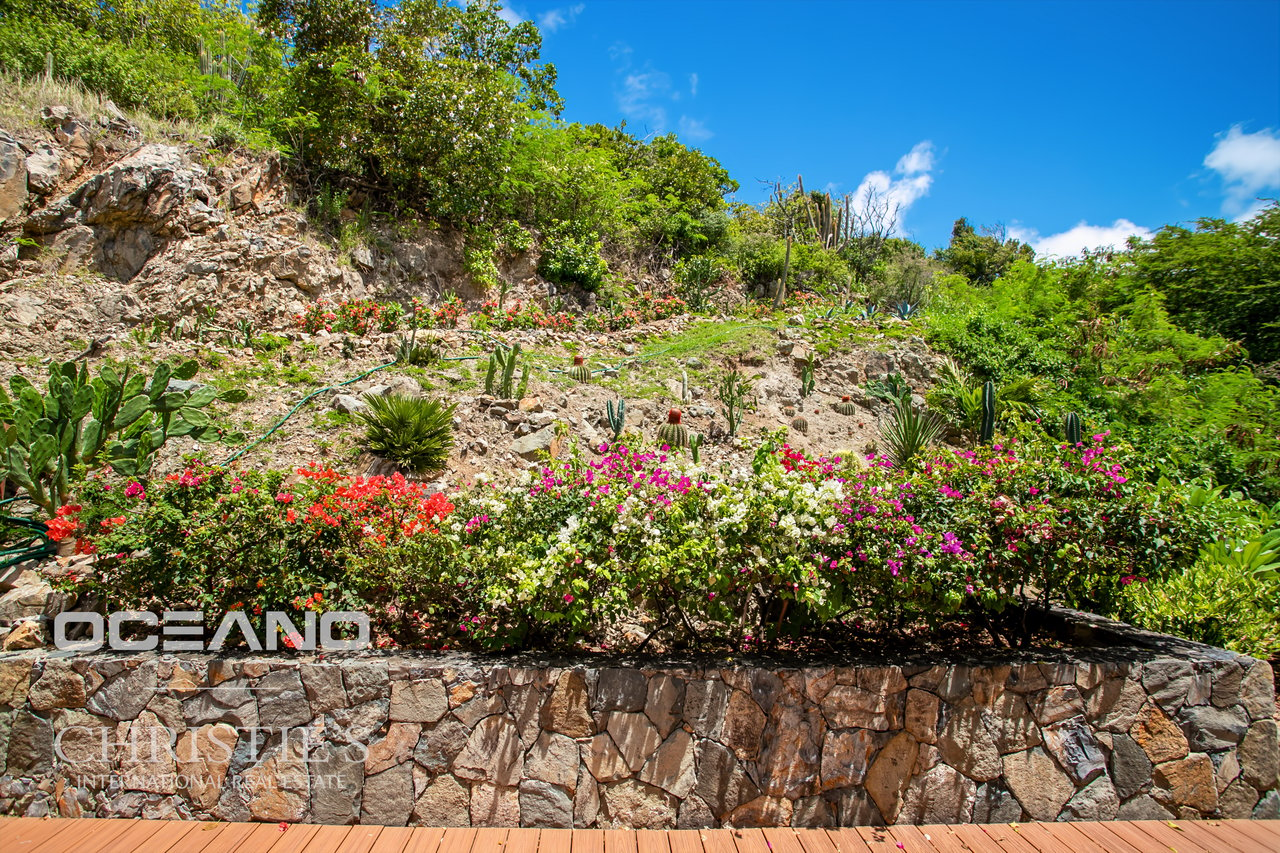 INDIGO BAY - ROOFTOP VILLA WITH OCEAN VIEW