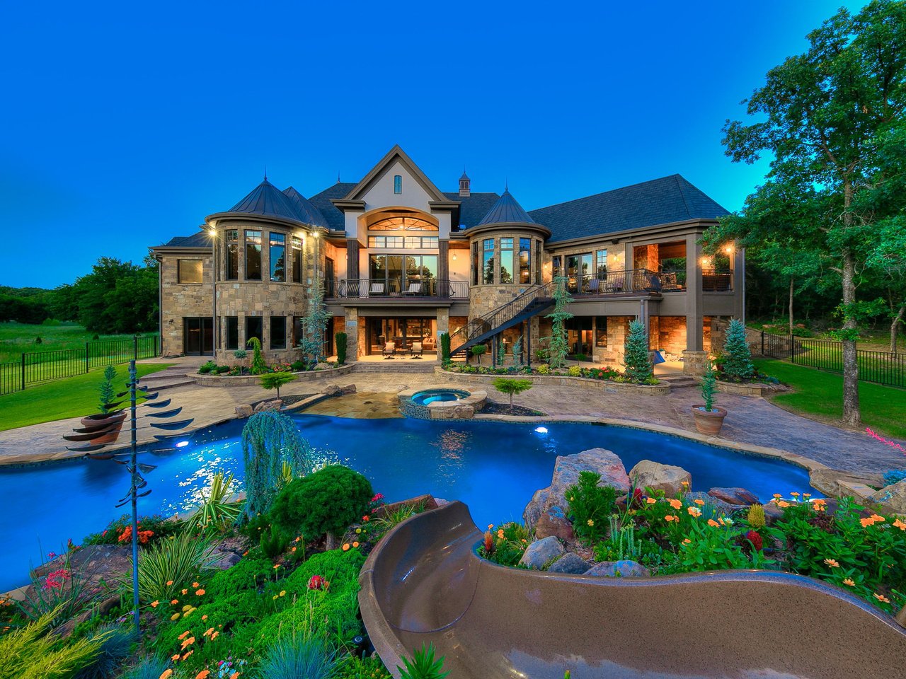 Wyatt Poindexter | Oklahoma Luxury Realtor Showcasing the Most Beautiful Luxury Homes Ever Built in Oklahoma - Wyatt Poindexter - The Agency 