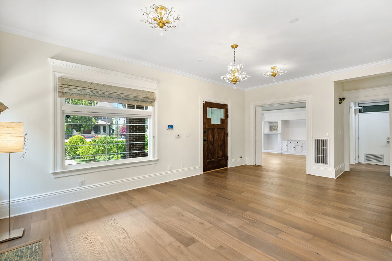 1810 Westmoreland Blvd, Los Angeles