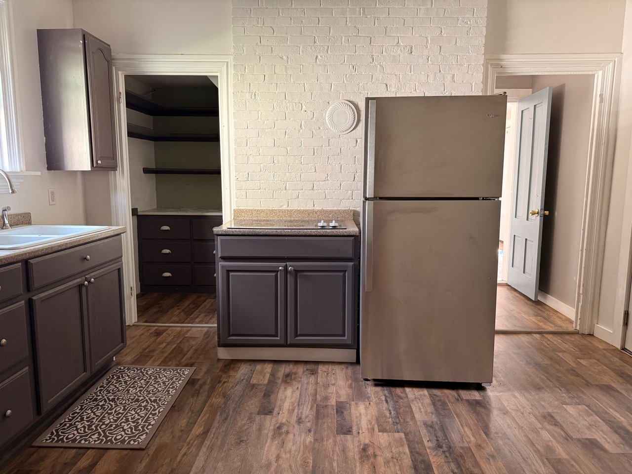 25 James St #B Rockland 