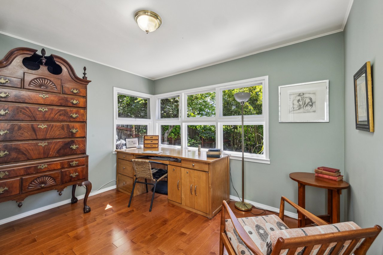 35 Saint Francis Ln