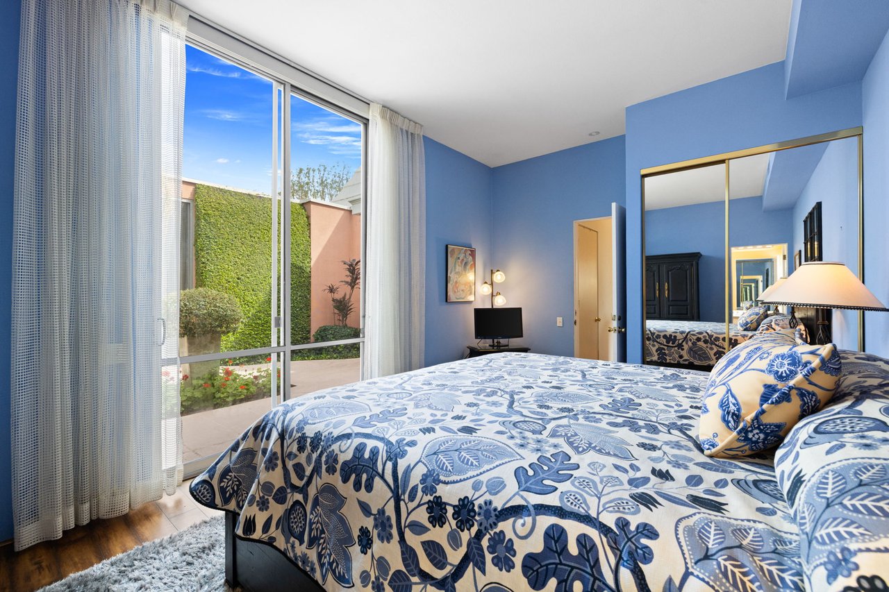 47115 El Menara Circle, Palm Desert