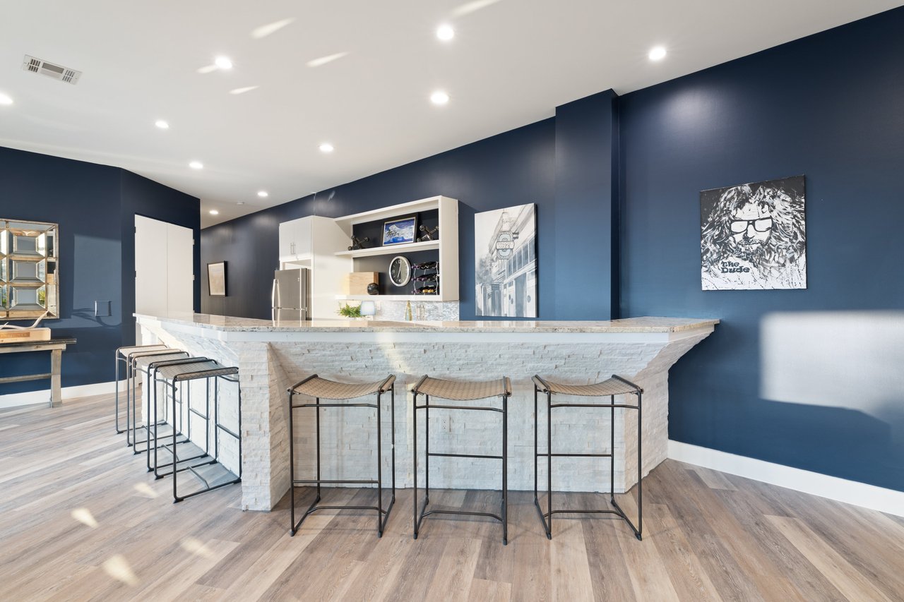Spanish Oaks Luxury 