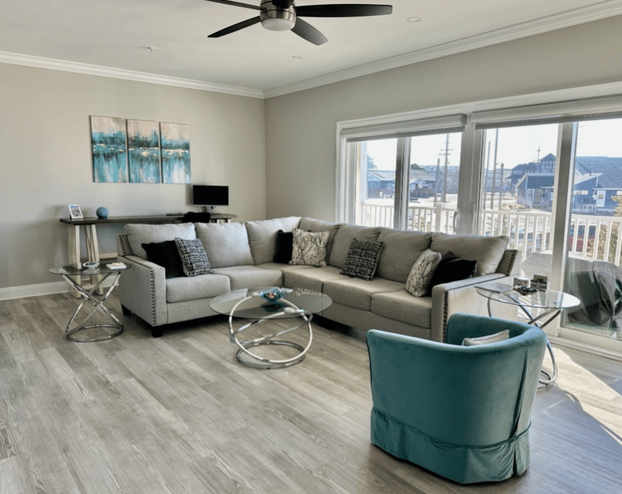 101 W 9th St. Unit 106