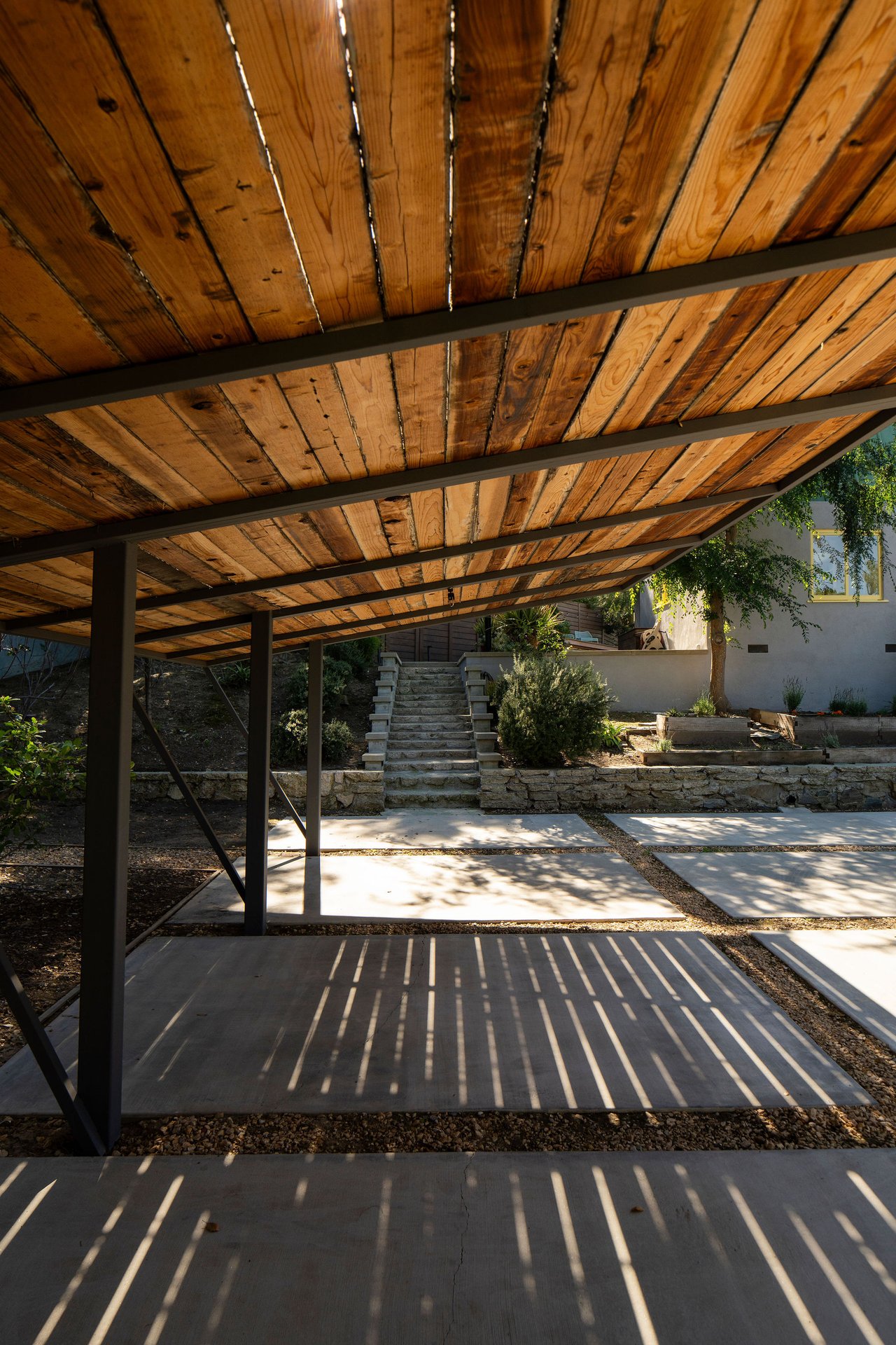 The Van Dekker House, Master architect R. M. Schindler