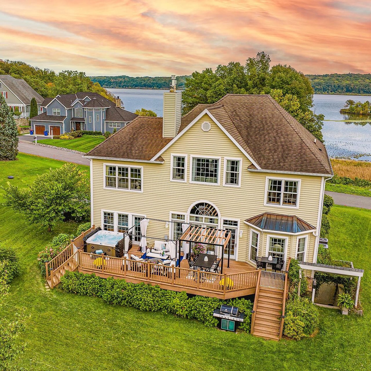 67 Latham Circle