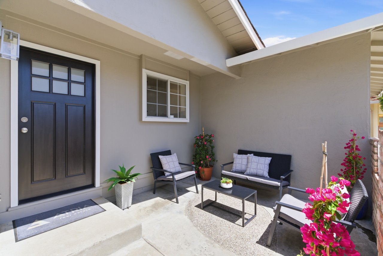 831 Mangrove Avenue