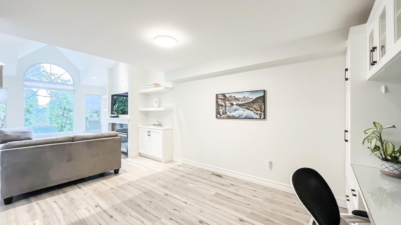 12-7465 Mulberry Place