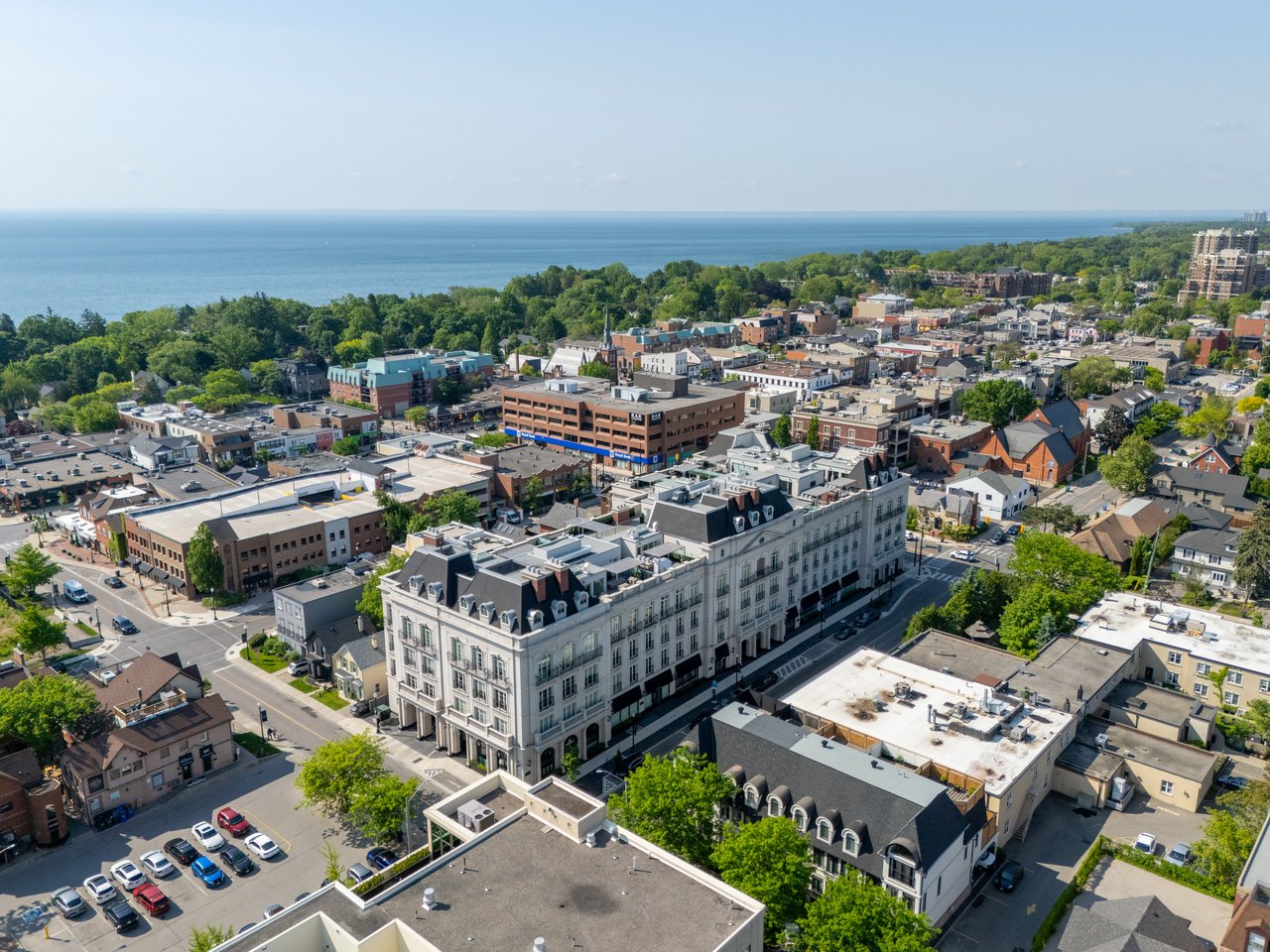 307-300 Randall Street, Oakville