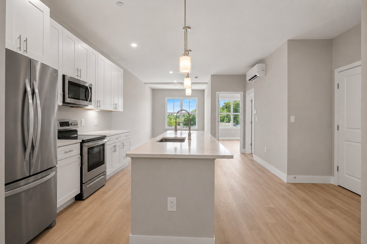 298 Main Street, 3B
