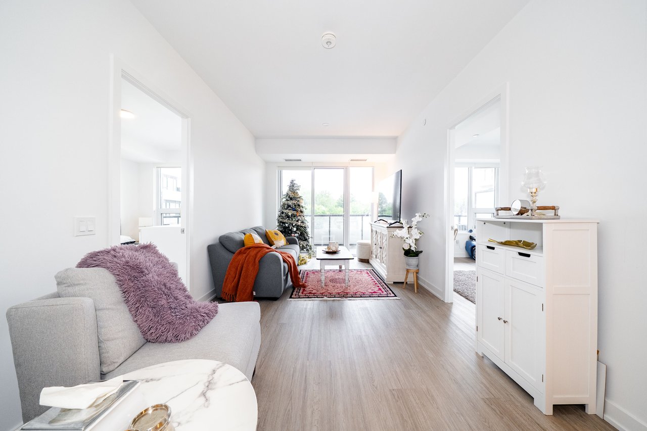 8188 Yonge Street, 235