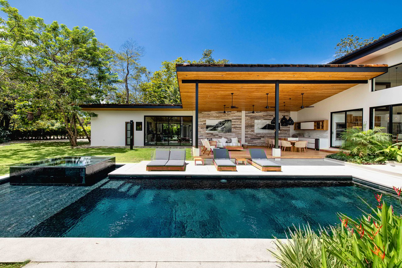 The Wave House | A Hidden Gem in Hacienda Pinilla’s Los Almendros!