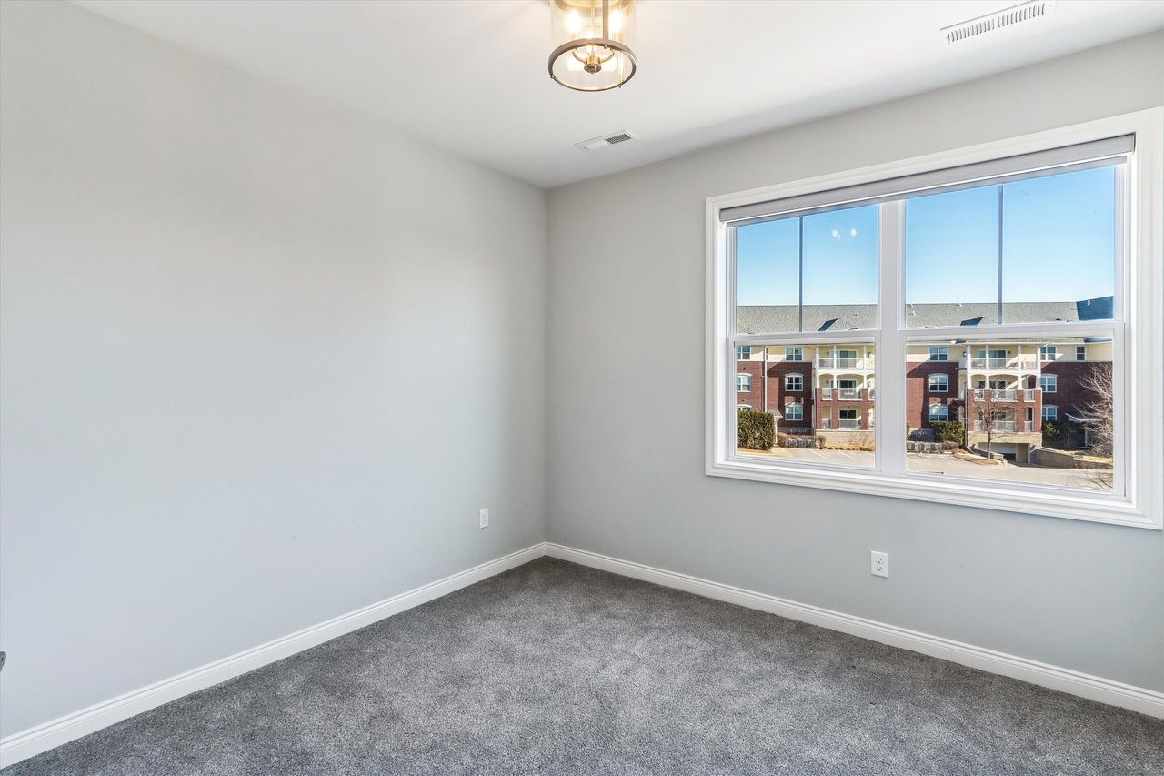 2176 Willenbrock Cir