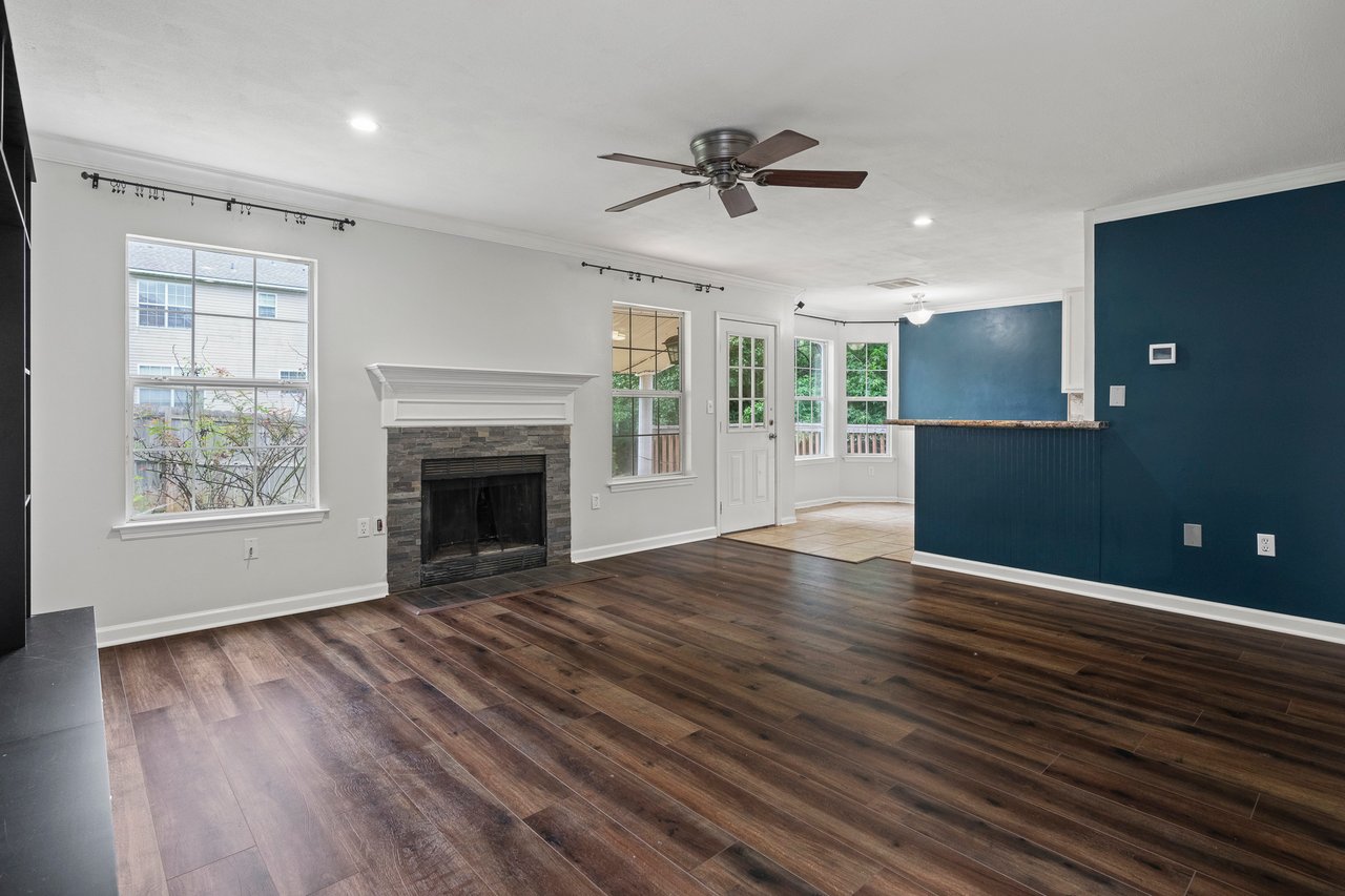 MADISON CITY SCHOOLS! 3 Beds Plus Bonus!
