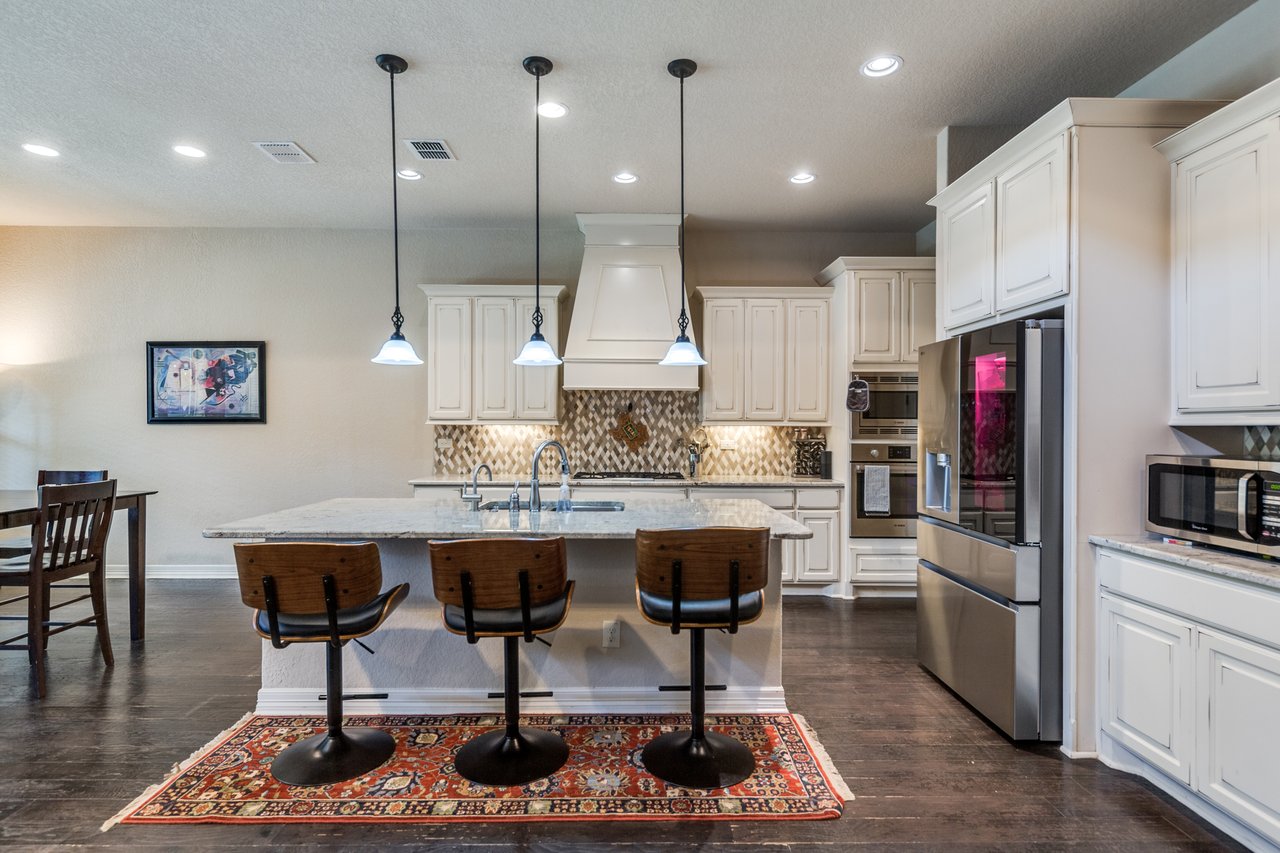 2319 Dunmore Hill