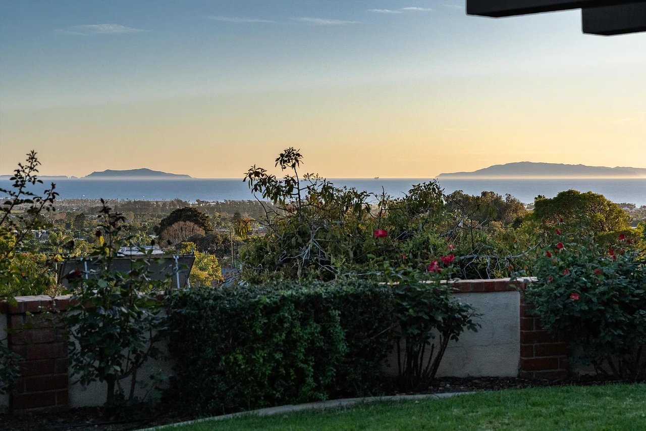 3940 FOOTHILL Road